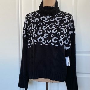 NWT- emotional turtle neck Nine West sweater pullover black cheetah.